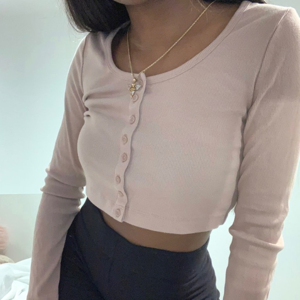 Basic Crop Top - Picture 3 of 3